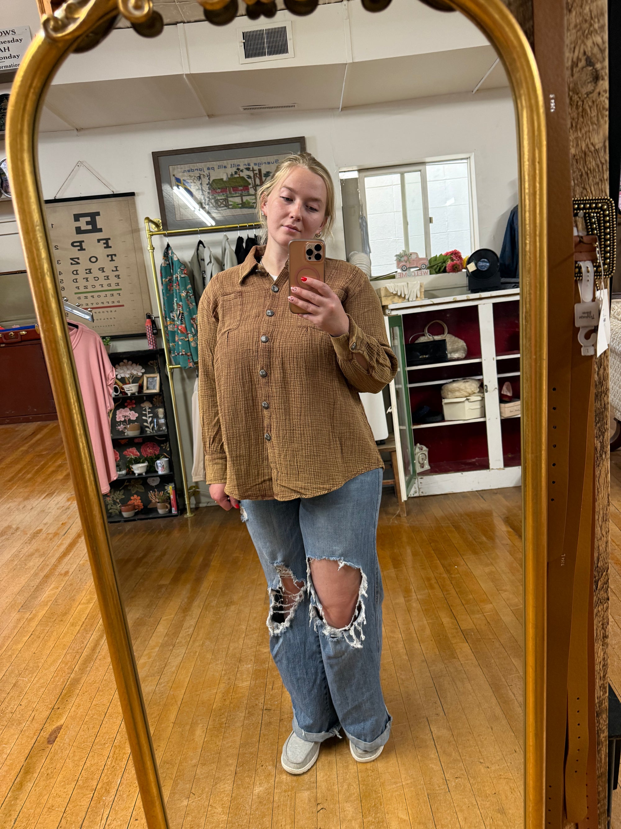 Acres Button Up