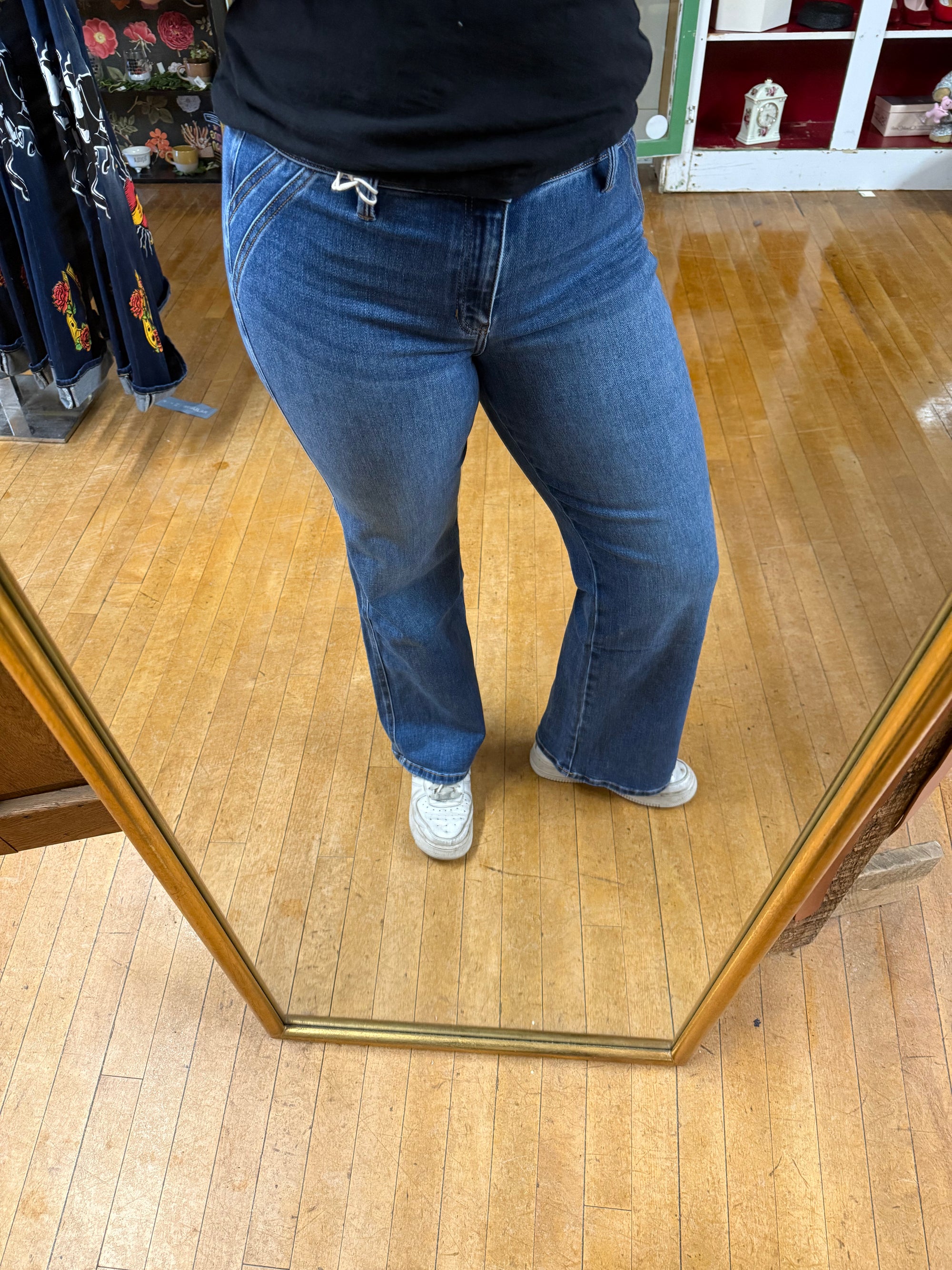 Petite Mid-Rise Wide Flare Jeans